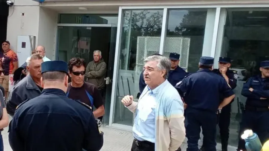 Indignación en Santa Elena por el desmantelamiento de una sucursal del Banco Nación que nunca abrió