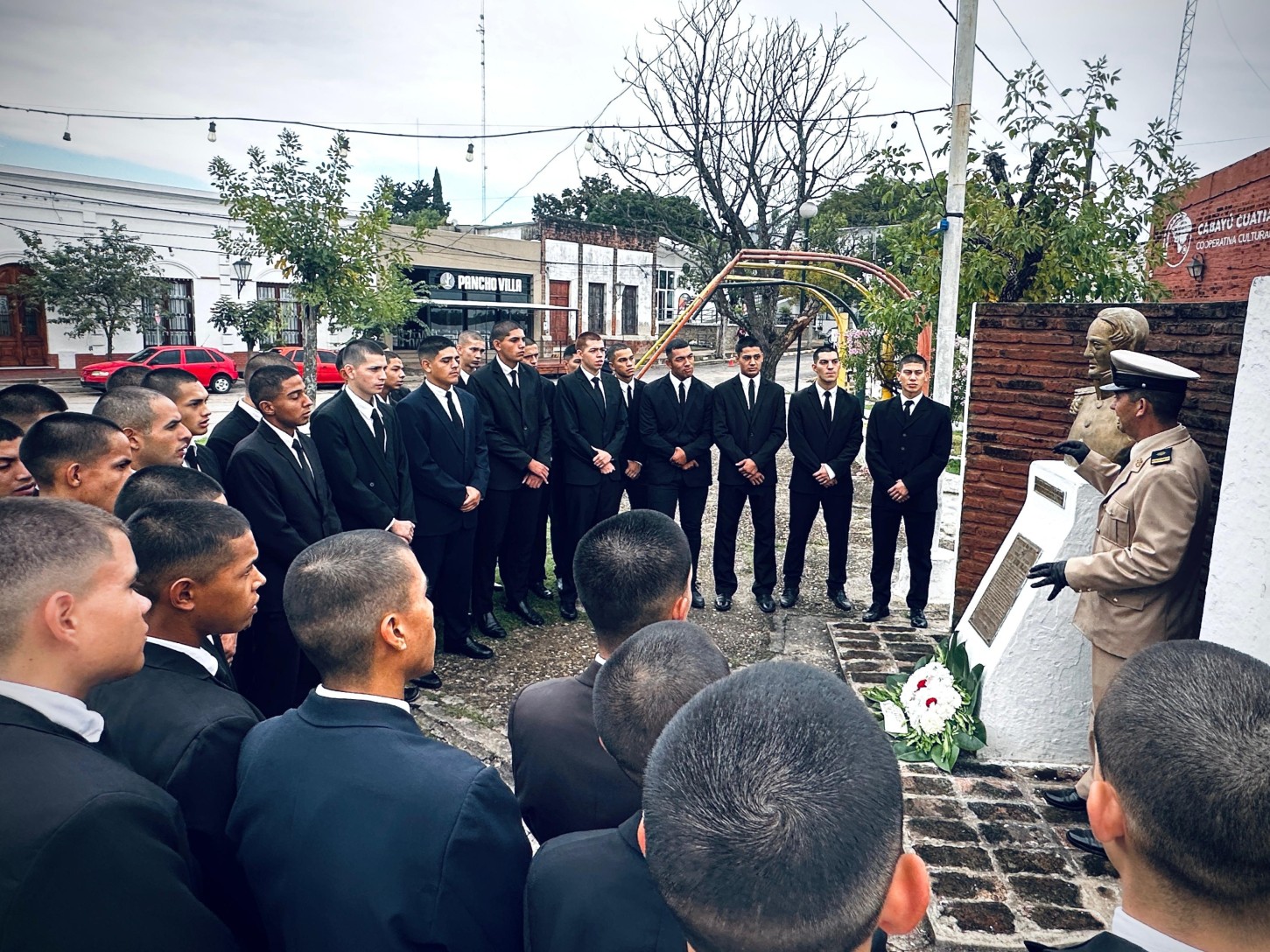 En el puerto de La Paz, Prefectura homenajeó al primer Prefecto Nacional Naval
