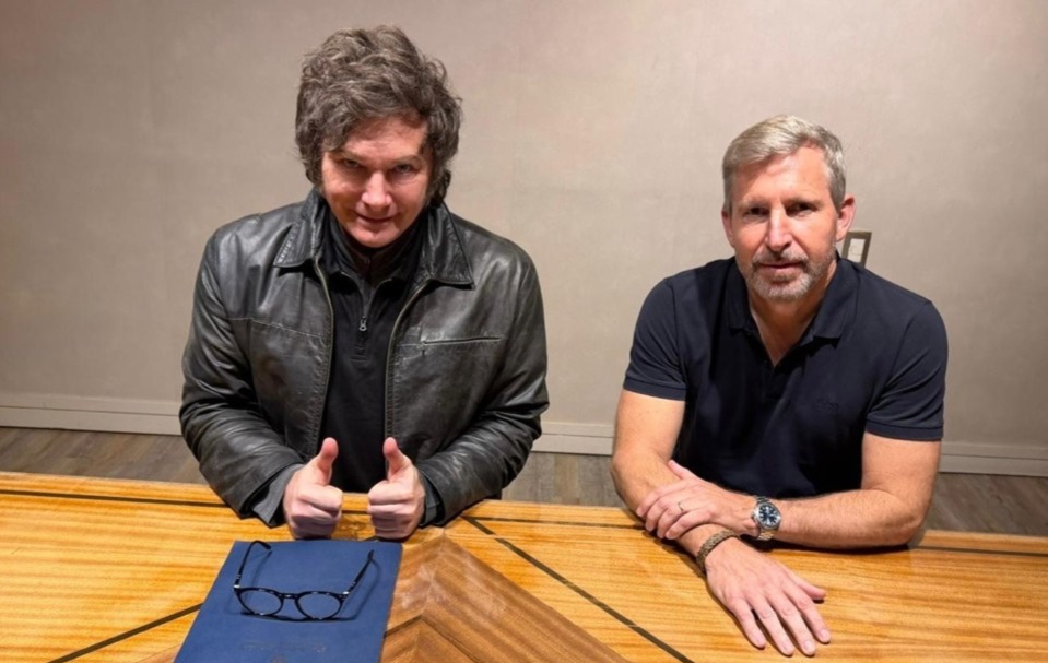 Frigerio pidió a Milei soluciones para la Caja de Jubilaciones, rutas y Salto Grande
