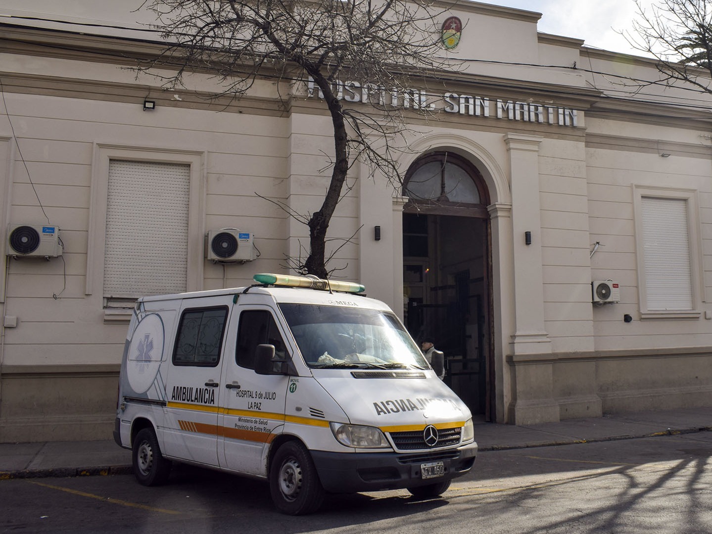 El herido con arma blanca fue derivado a Paraná y lucha por su vida