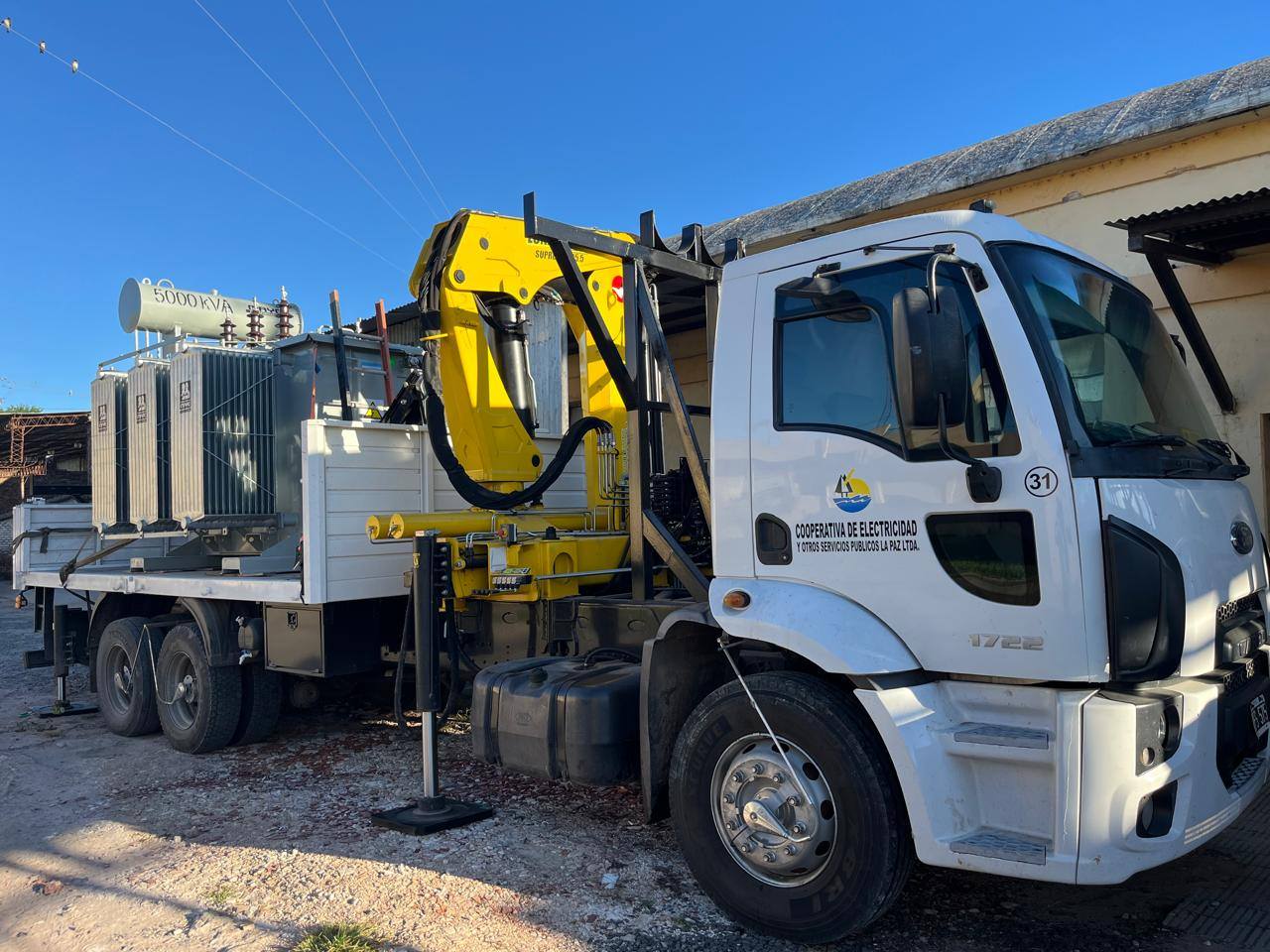 La CELP incorporó un nuevo transformador para fortalecer el servicio