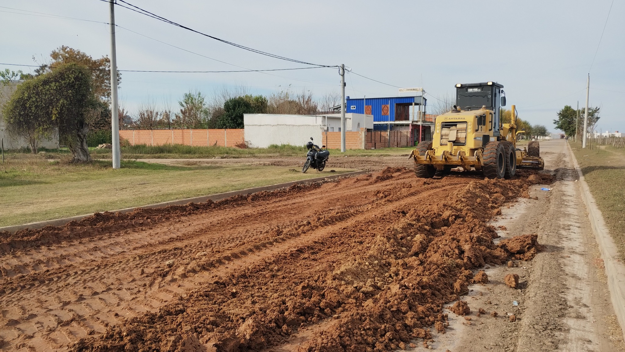 Con máquinas en la calle, Rossi acelera el plan de mejoras urbanas