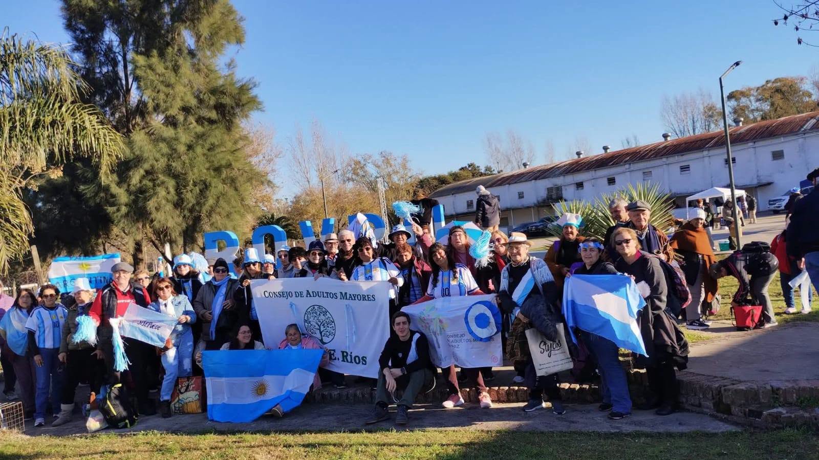 Más de 60 adultos mayores de La Paz participaron del Encuentro Recreativo del Norte Entrerriano en Bovril