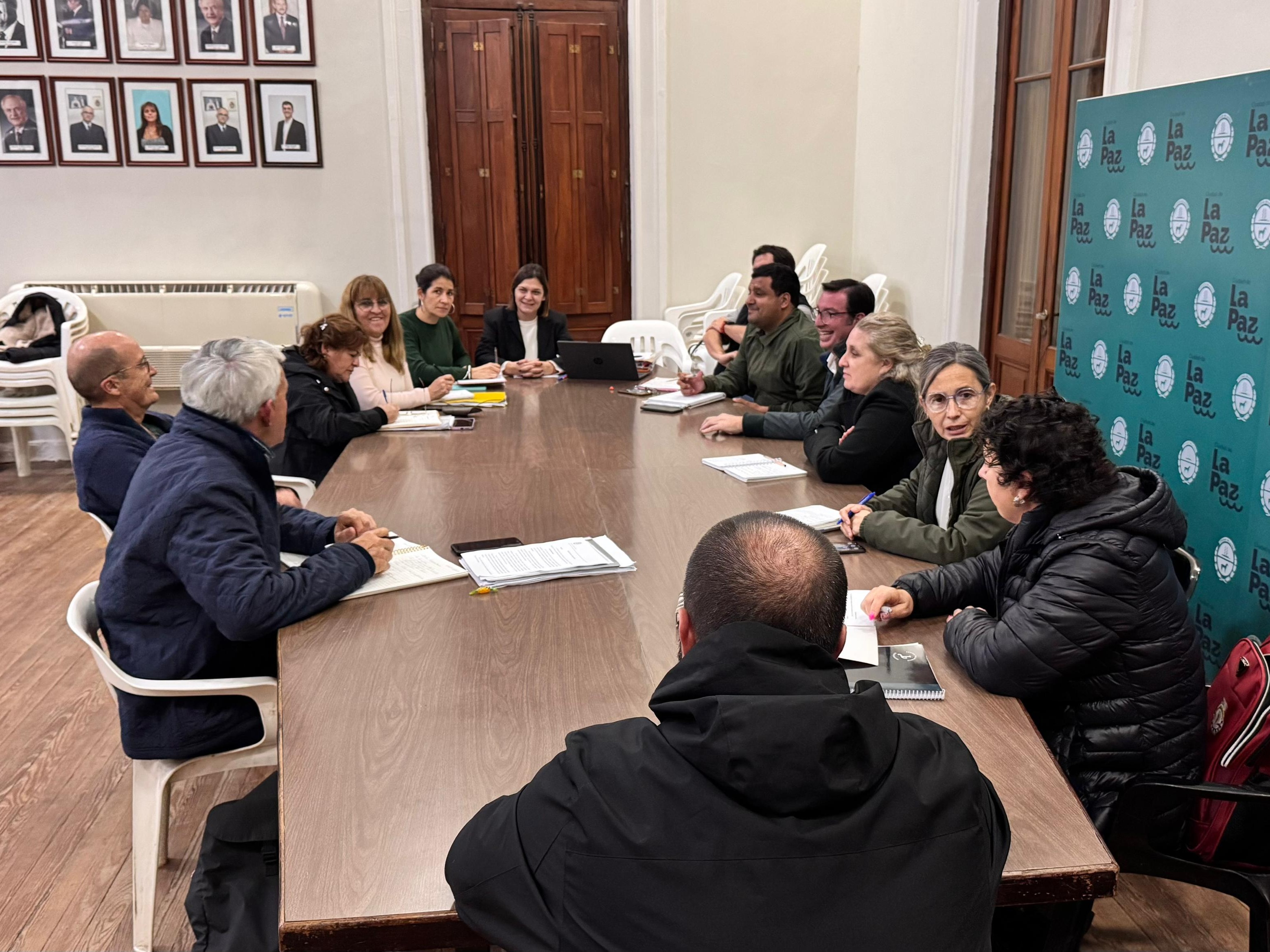 Concejales avanzan en la actualización de normativas, desarrollo urbano y beneficios para vecinos