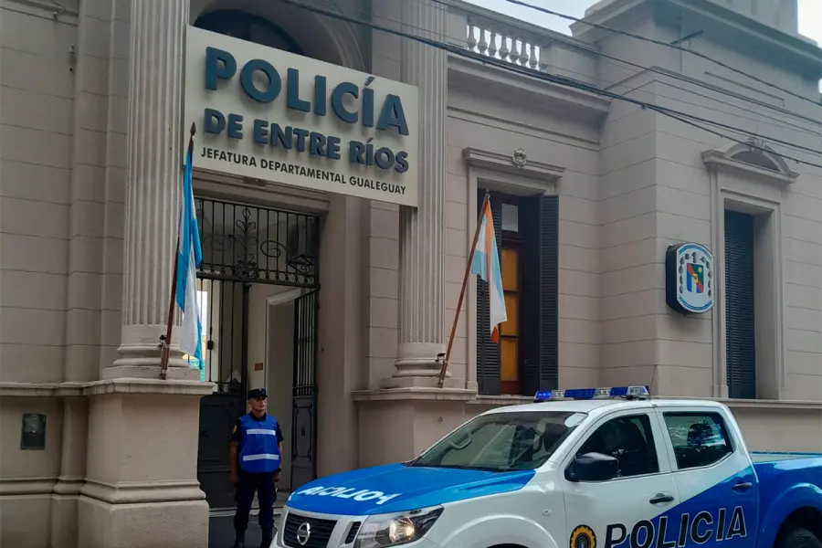 Escándalo en una comisaría entrerriana: investigan una presunta cámara oculta en el baño de mujeres