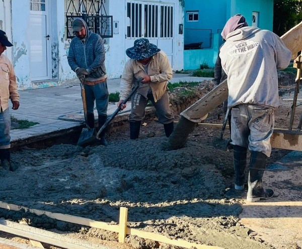 Continúan los trabajos de recuperación y repavimentación de calle Echagüe