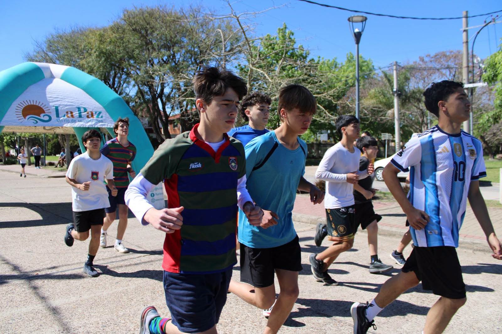 Juegos Intercolegiales: estudiantes participaron de una nueva Maratón Estudiantil