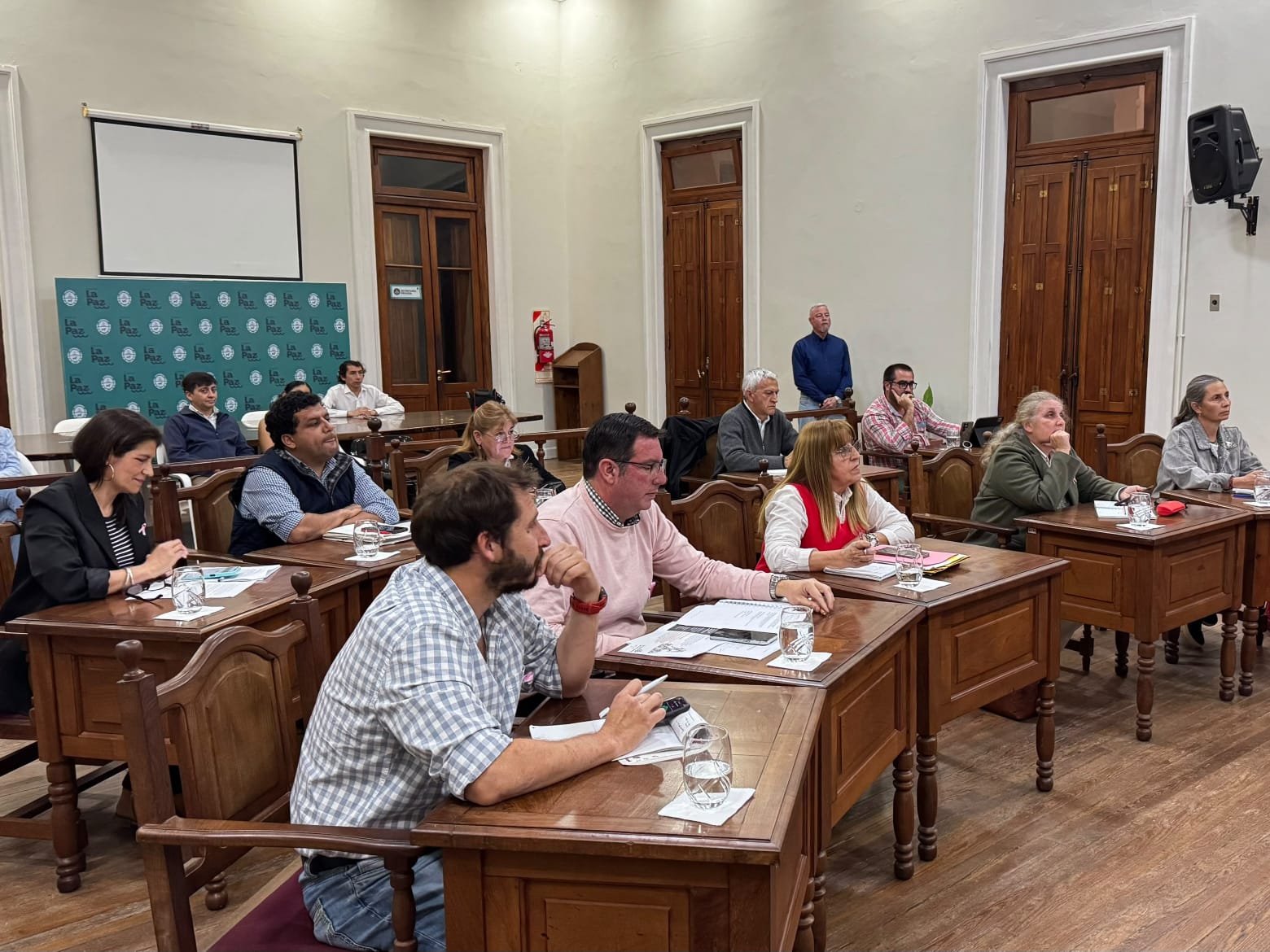 Locales nocturnos, donación de un inmueble y pase a planta permanente: los temas que llegaron al HCD