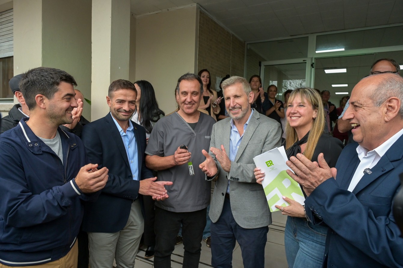 Frigerio fortaleció la atención sanitaria en Santa Elena con obras en el hospital y una nueva ambulancia