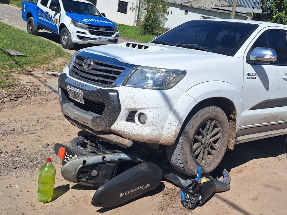 Un menor de 12 años resultó herido tras chocar con una camioneta